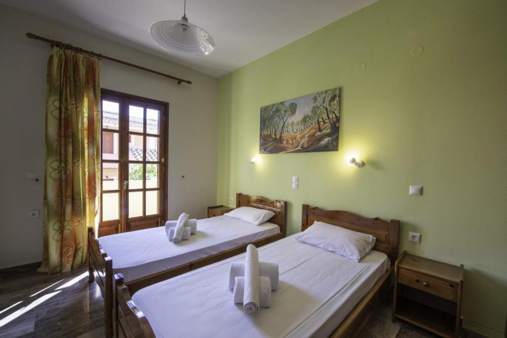 Miltiadis Apartments Spiti Miltiadis Agios Georgios Pagon Exterior photo