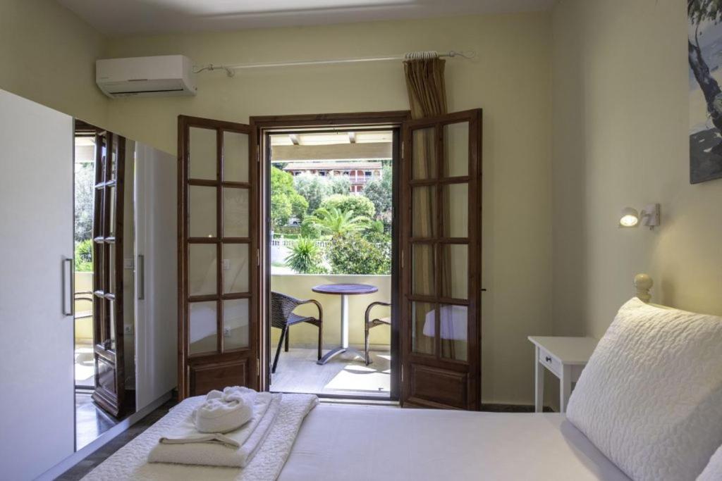 Miltiadis Apartments Spiti Miltiadis Agios Georgios Pagon Exterior photo